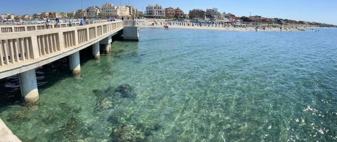 Cipriani Leilighet Lido di Ostia Eksteriør bilde